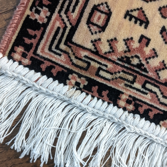 Table Rug Boho Mini Kilim Rug Oriental Rug - Picture 3 of 12